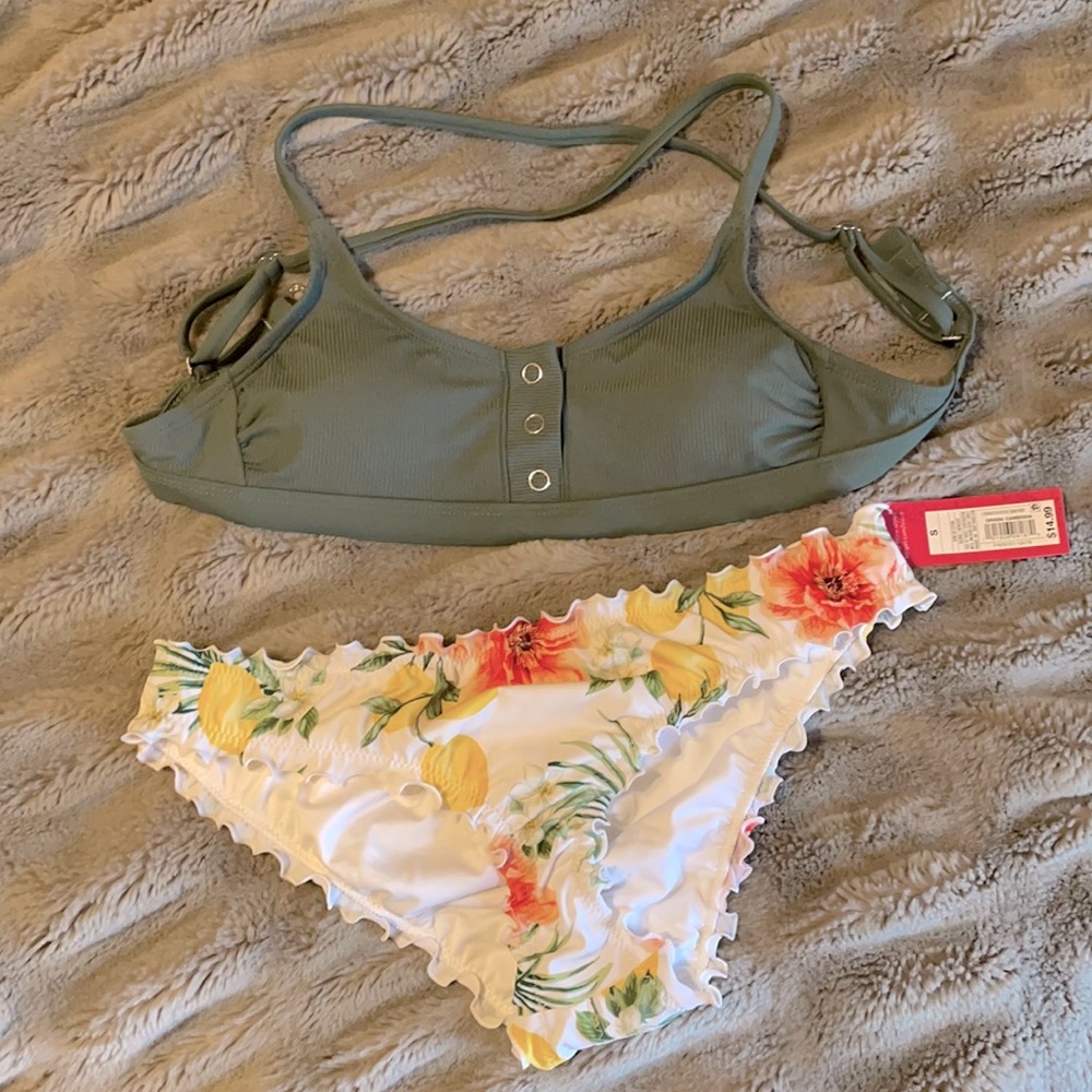 Floral / sage bikini